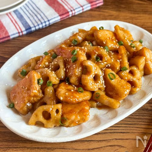 【鶏むね肉とれんこんの甘辛照り炒め】ご飯にぴったり!