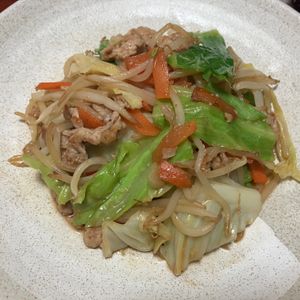 りんごの作ってみた!投稿(【豚こま肉と野菜のスタミナ炒め】パパッと簡単！ご飯に合う！)