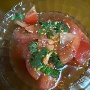 1015810の作ってみた!投稿(【トマトと大葉のさっぱりサラダ】じゅわっとごま油香る♪)