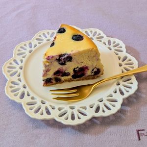 𝔂𝓾𝓶𝓲🍓の作ってみた!投稿(濃厚なめらかブルーベリーチーズケーキ【まぜるだけ簡単】)