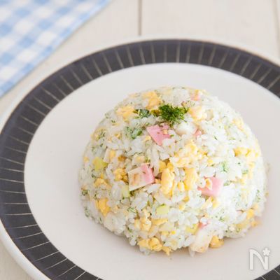 青のり香るかまぼこチャーハン