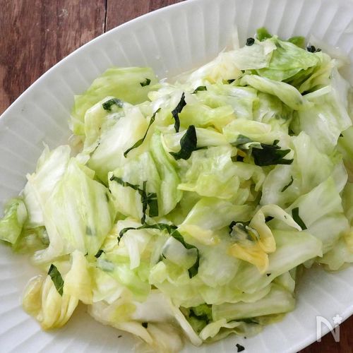 【ポリ袋で簡単】キャベツと大葉のだし漬け