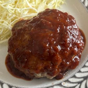 ムーちゃんの作ってみた!投稿(我が家のチーズinハンバーグ。)