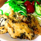 やわらか・鶏むね肉の黒ごま唐揚げ
