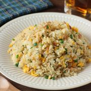たまごとちくわの【貧乏炒飯】冷ごはん消費に