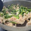【ご飯泥棒！豚肉とピーマンの甘辛炒め】材料2つ♡悶絶級の旨さの工程3