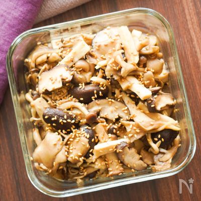 【レンジで秋の常備菜】たっぷりキノコの和風マリネ