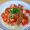 Tsuneaki Okadaの作ってみた!投稿(暑い日にぱぱっと作れる！納豆トマトそうめん)