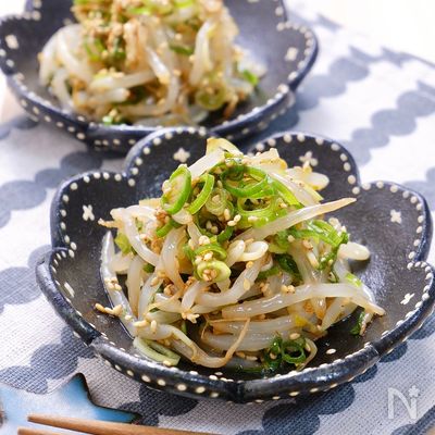 最強節約副菜♪あと1品に嬉しい!『もやしのねぎ胡麻ナムル』