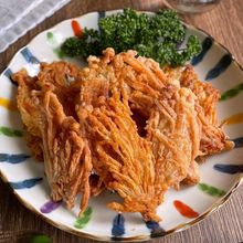 カリカリザクザクで止まらない！「えのきの醤油唐揚げ」