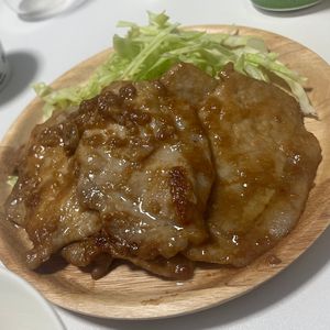 あいなの作ってみた!投稿(ごはんが進む！『豚ロースのにんにく味噌焼き』)