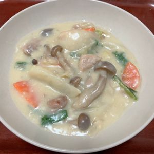 りんごの作ってみた!投稿(鶏肉とかぶの豆乳クリームシチュー)