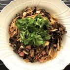舞茸とタコのアーリオ・オーリオ・ペペロンチーノ
