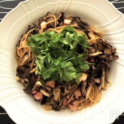 舞茸とタコのアーリオ・オーリオ・ペペロンチーノ