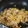 家族絶賛【豚こまととうもろこしの味噌バター炒め】箸がとまらんの工程3