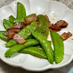 968467の作ってみた!投稿(【スナップえんどうのカリカリベーコン炒め】今が旬♪おつまみに)