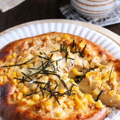 約30分で完成!?ふっくら♡不思議パンのツナマヨコーンのピザ