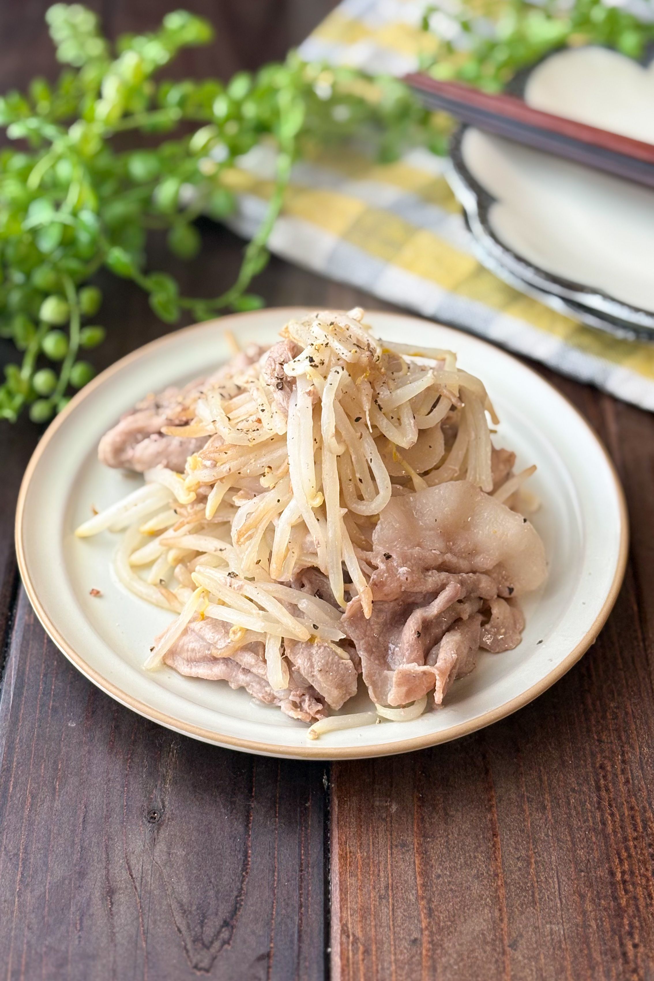 【もやしニンニク】 セブンプレミアム もやしのにんにく醤油炒めの感想・クチコミ・商品