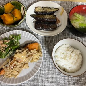 ゆきの作ってみた!投稿(ごはんに合う！『焼き鮭の和風きのこあんかけ』)