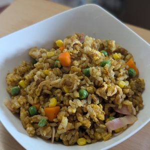 まゆのの作ってみた!投稿(残りご飯でパラパラ【簡単カレーピラフ♪】)