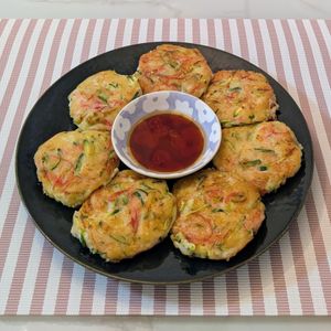 𝔂𝓾𝓶𝓲🍓の作ってみた!投稿(ズッキーニと豆腐とカニカマのチーズチヂミ)