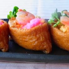 春の行楽いなり寿司