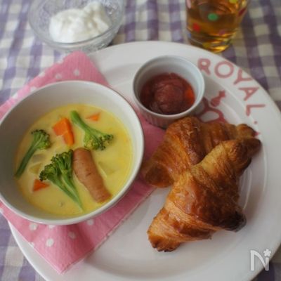 朝から野菜たっぷり!カレーミルクスープ