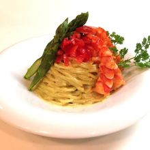 海老とアスパラのアボガドクリームパスタ