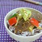 こんにゃくの回鍋肉どんぶり