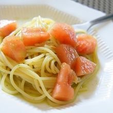 旬のスイカで、スイカと大葉の冷製スパゲッティーニ