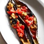 なすとトマトとオリーブの前菜