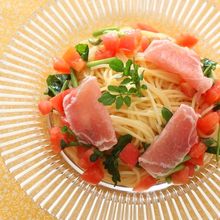 生ハムとトマトとクレソンの冷製パスタ