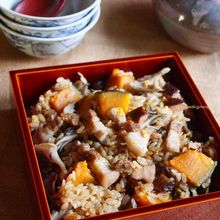 南瓜と豚バラと舞茸の炊き込みご飯♪