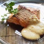 お弁当に〜醤油麹で秋鮭のソテー豆乳チーズソース〜