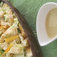 白菜と柿のサラダ〜ゴマ味噌ドレッシング