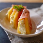 柿とクリームチーズの生ハム包み