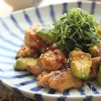鶏肉とアボカドのあっさり梅照り焼き