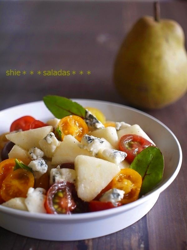 洋梨とゴルゴンゾーラチーズのピザのレシピ