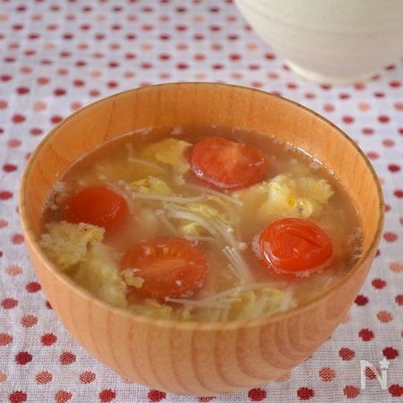 トマトとえのきのかき玉味噌汁 By 柴田真希 レシピサイト Nadia ナディア プロの料理家のおいしいレシピ