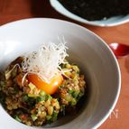 焼き茄子のとろりピリ辛ユッケ