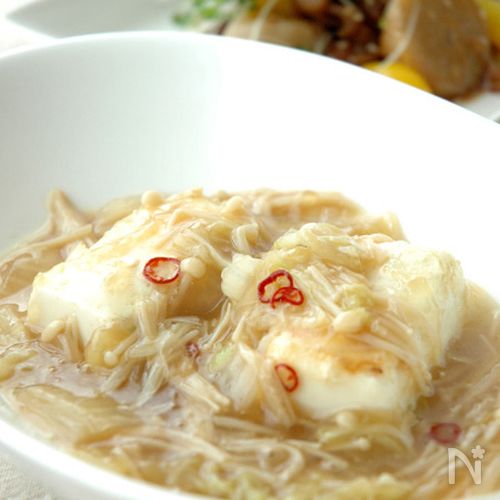 白菜とエノキの、トロり豆腐あんかけ