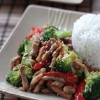 豚肉とブロッコリーのピリ辛炒め