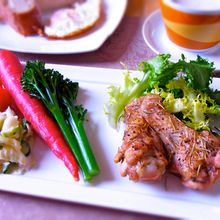 鶏手羽元のハーブグリル