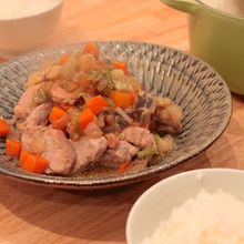 豚ヒレの根菜ささっと煮込み