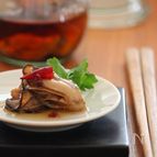 牡蠣のオイル漬け。ごま油で。
