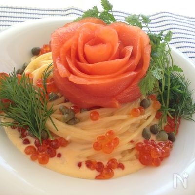 スモークサーモンとイクラの親子クリームパスタ