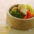 カラフル蒸し根菜のごま油がけ
