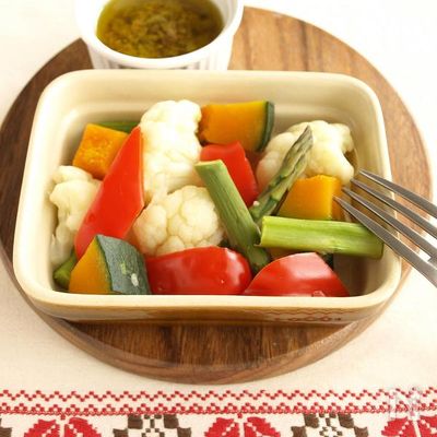 レンジで♪蒸し野菜とバーニャカウダソース