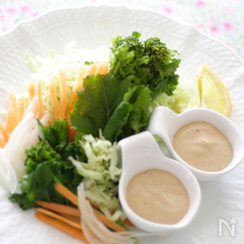 春サラダ　豆腐胡麻ドレッシング和え