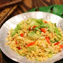 シャキシャキレタスのエスニック炒飯